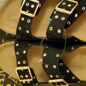 Black detailed sandals size 11